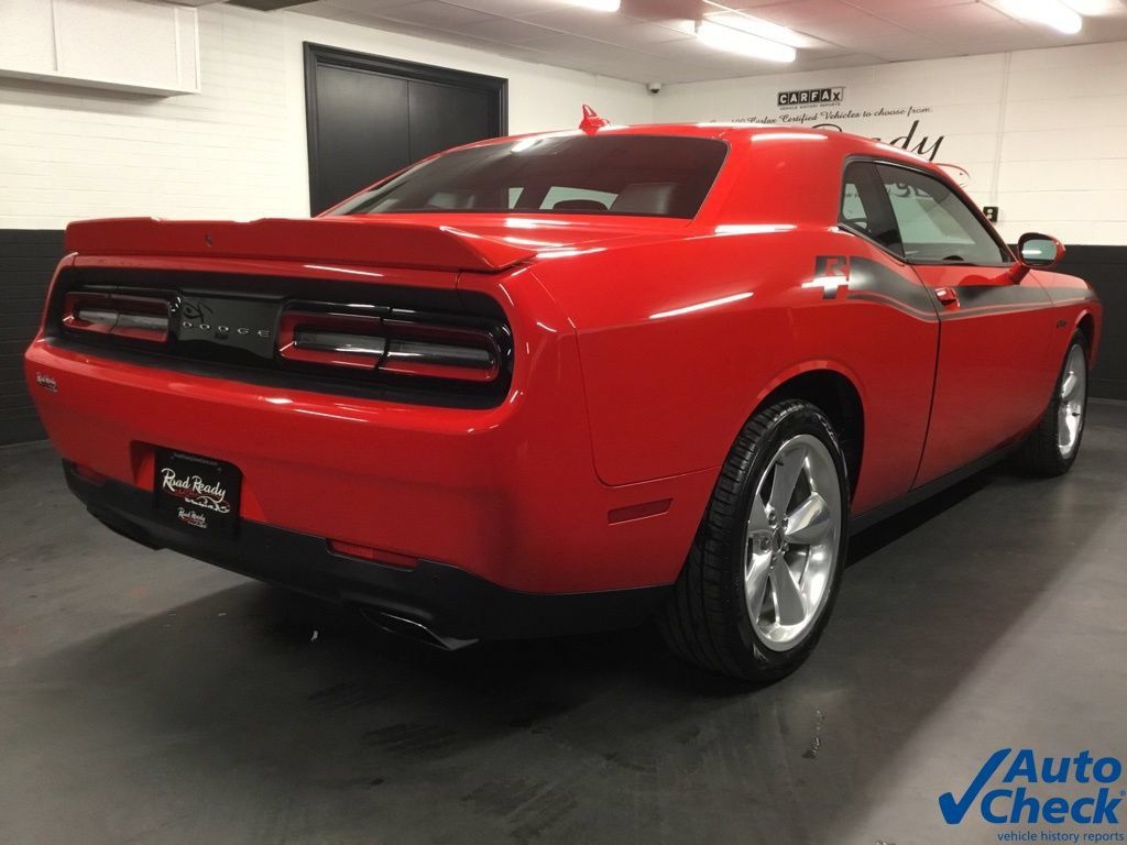 Used 2017 Dodge Challenger R/T Plus RWD image 10