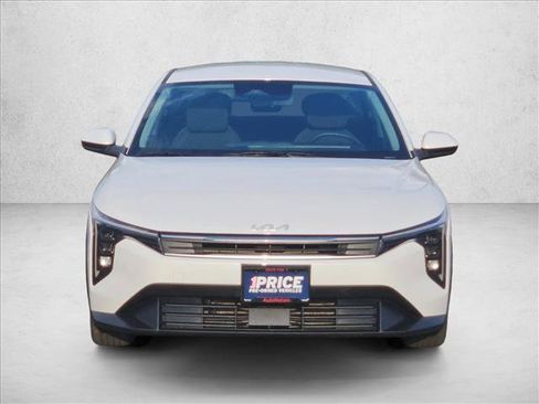 Used 2026 Kia K4 FWD image 2