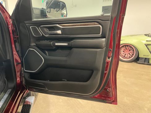 Used 2020 RAM 1500 Laramie image 39