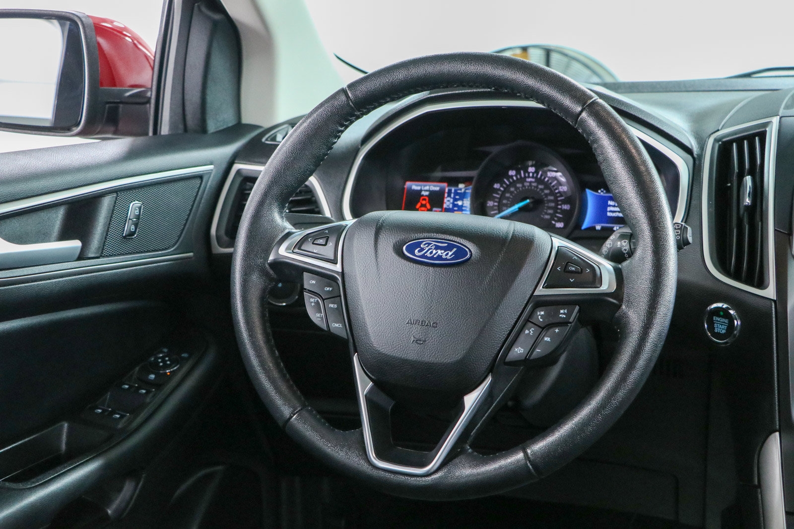 Used 2021 Ford Edge SEL w/ Convenience Package FWD image 12