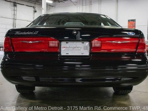 Used 1996 Ford Thunderbird LX RWD image 6