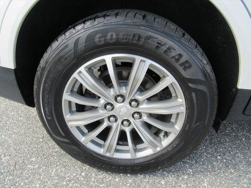 Used 2019 Cadillac XT5 Luxury image 8