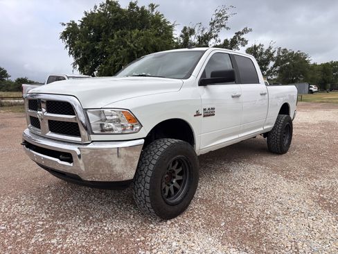 Used 2018 RAM 2500 SLT AWD/4WD image 1