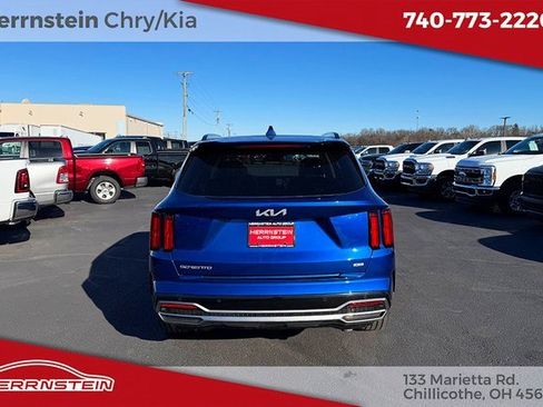 Used 2023 Kia Sorento SX image 31