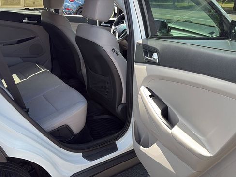 Used 2020 Hyundai Tucson SE AWD/4WD image 19