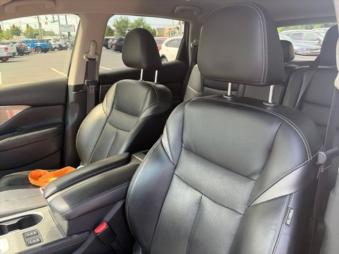 Used 2018 Nissan Murano SL w/ Midnight Edition Package FWD image 15