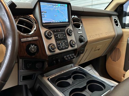 Used 2016 Ford F350 Lariat w/ Lariat Ultimate Package image 22