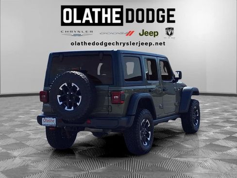Used 2025 Jeep Wrangler Unlimited Rubicon AWD/4WD image 27