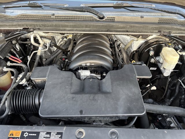 Used 2015 Chevrolet Suburban LT AWD/4WD image 35