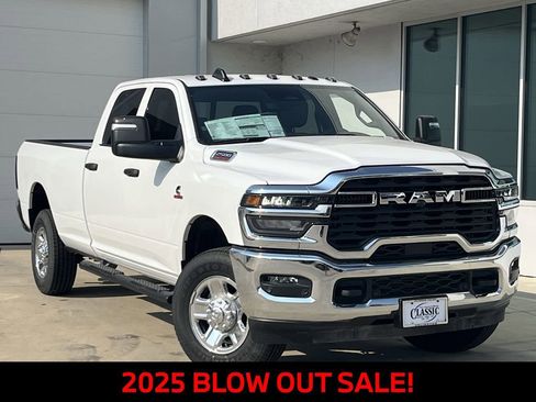 New 2025 RAM 2500 Tradesman AWD/4WD image 2