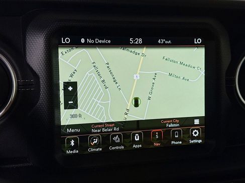 Used 2022 Jeep Wrangler Unlimited Sahara w/ Cold Weather Group AWD/4WD image 5