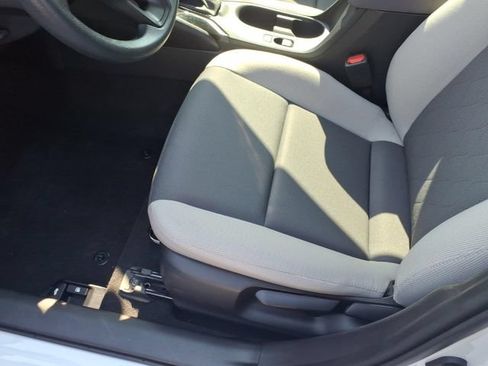 Used 2026 Toyota Corolla LE FWD image 13