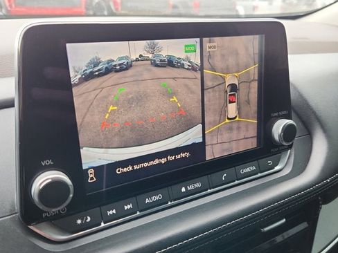 Used 2021 Nissan Rogue SV image 19