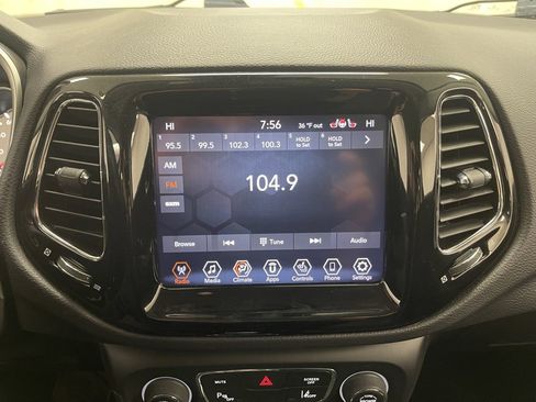 Used 2021 Jeep Compass Limited image 26