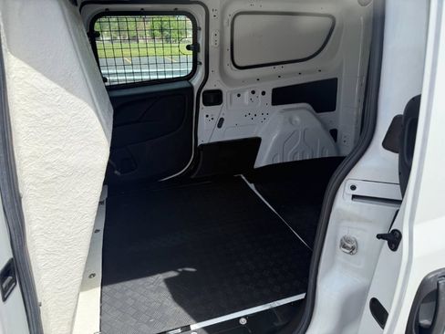 Used 2021 RAM ProMaster City Tradesman w/ Window Group 09 FWD image 14