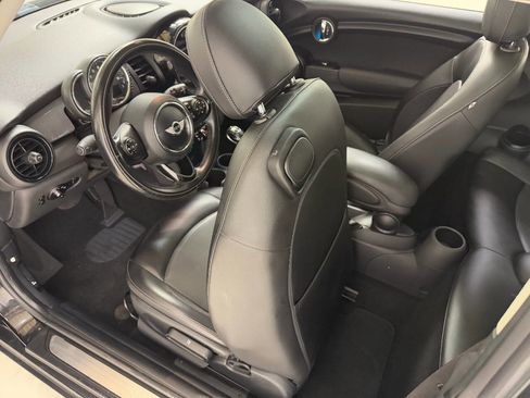 Used 2015 MINI Cooper 2-Door Hardtop image 28