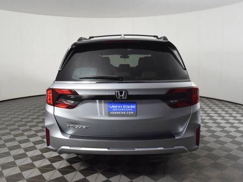 New 2026 Honda Odyssey EX-L image 7