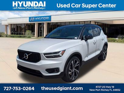 Used 2022 Volvo XC40 T5 R-Design w/ Protection Package Premier