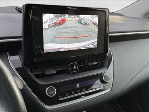 Used 2023 Toyota Corolla LE image 13