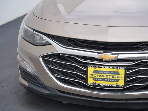 Used 2023 Chevrolet Malibu LT FWD image 9
