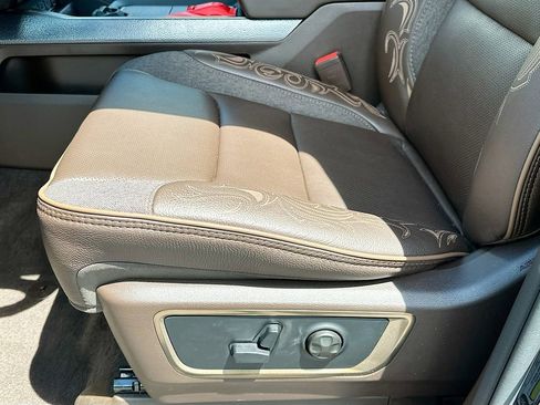 New 2025 RAM 1500 Limited image 28