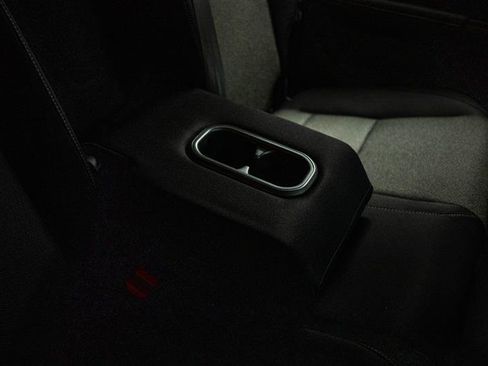 Used 2025 Honda CR-V EX image 12
