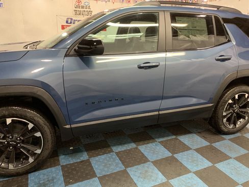 New 2026 Chevrolet Equinox RS image 2