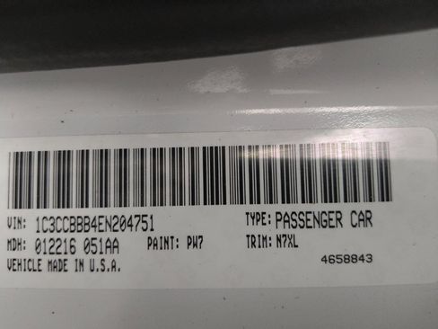 Used 2014 Chrysler 200 Touring FWD image 33