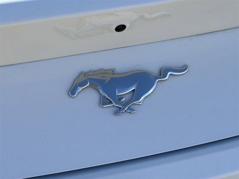 Certified 2025 Ford Mustang Coupe image 7