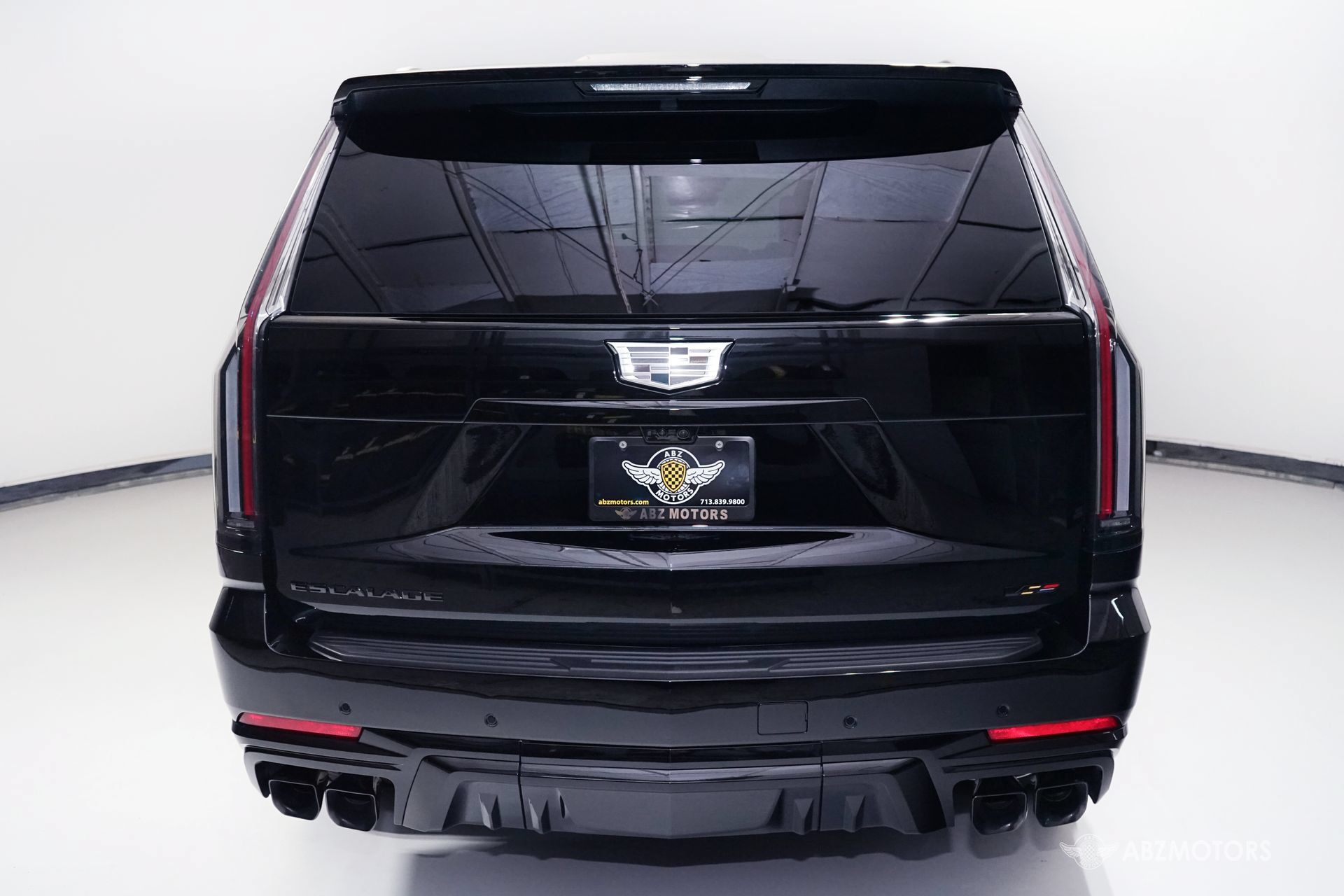 Used 2026 Cadillac Escalade V AWD/4WD image 7