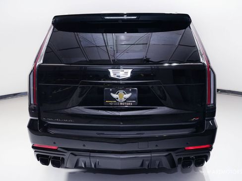 Used 2026 Cadillac Escalade V AWD/4WD image 7