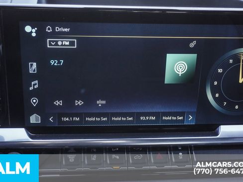 Used 2024 Chevrolet Silverado 3500 High Country image 46