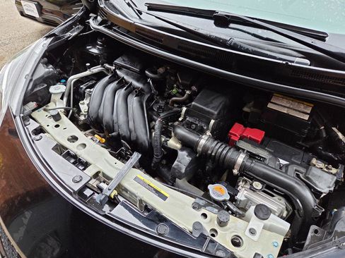 Used 2018 Nissan Versa Note SV FWD image 7