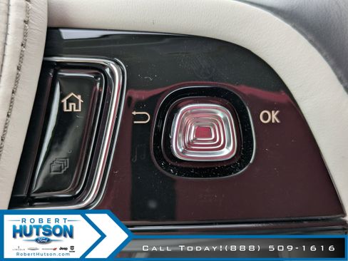 New 2025 Lincoln Aviator 2WD w/ Equipment Group 101A image 23