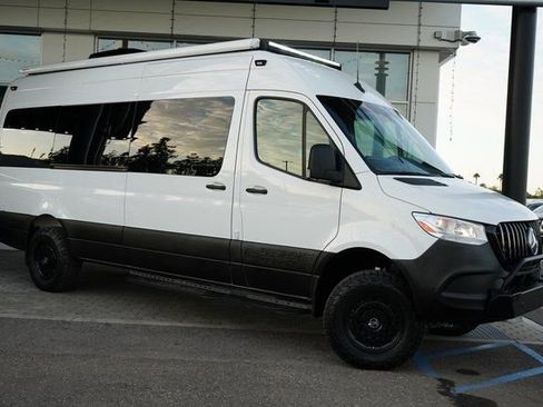 Used 2023 Mercedes-Benz Sprinter 2500 image 1