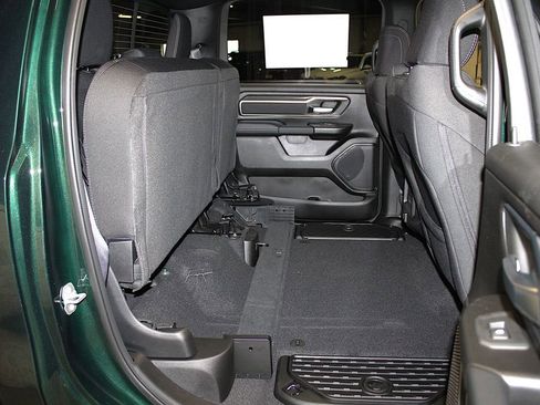 New 2026 RAM 1500 4x4 Crew Cab image 34
