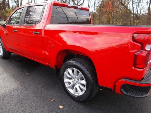 Used 2021 Chevrolet Silverado 1500 Custom RWD image 5
