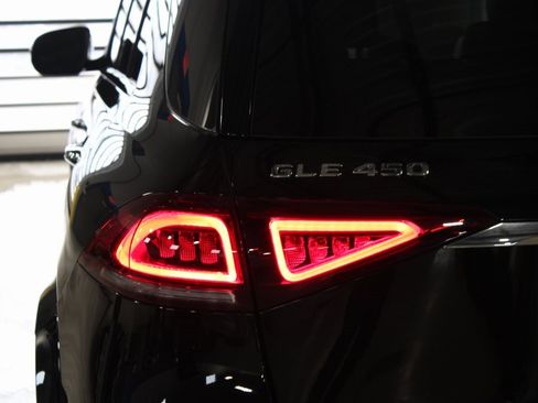 Used 2023 Mercedes-Benz GLE 450 4MATIC image 46