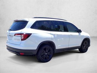 Used 2022 Honda Pilot Black Edition video 3