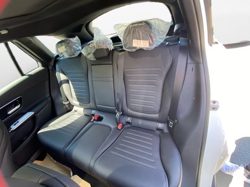 Used 2026 Mercedes-Benz GLC 43 AMG 4MATIC image 12