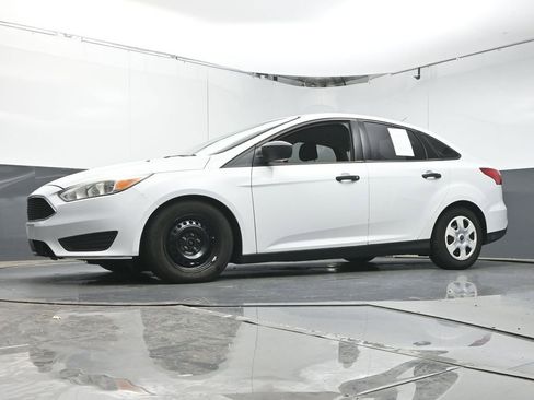 Used 2016 Ford Focus S FWD image 31