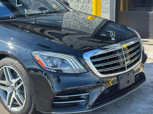 Used 2019 Mercedes-Benz S 560 4MATIC Sedan w/ AMG Line Exterior image 49