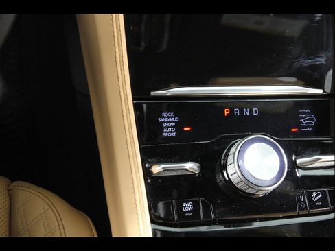Used 2023 Jeep Grand Cherokee Summit AWD/4WD image 19