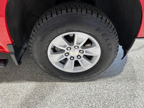 Certified 2022 Chevrolet Silverado 1500 LT AWD/4WD image 21