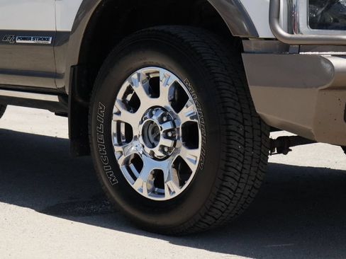 Used 2022 Ford F350 King Ranch w/ King Ranch Ultimate Package AWD/4WD image 29