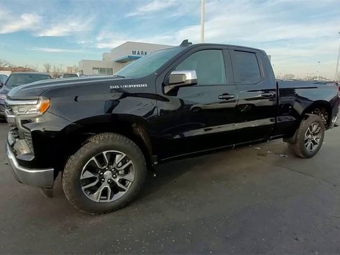 Used 2022 Chevrolet Silverado 1500 LT image 4