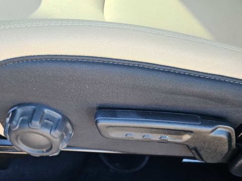 Used 2018 Jeep Wrangler Unlimited Sport S image 14