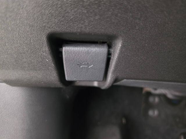 Used 2019 INFINITI QX50 Essential w/ Sensory Package AWD/4WD image 16