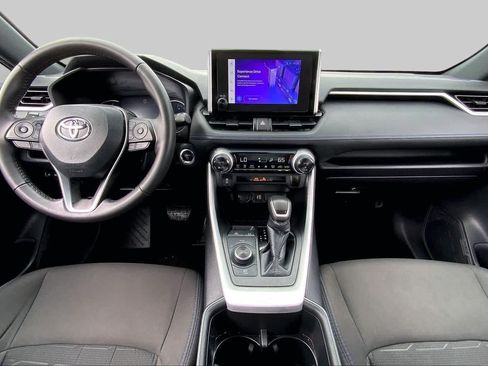 Used 2024 Toyota RAV4 SE AWD/4WD image 15