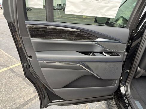 New 2026 Cadillac Escalade IQL Sport 1 image 28